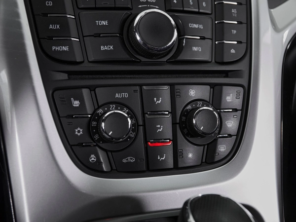 Opel Astra, J Рестайлинг фото №14