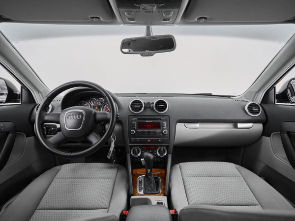 Audi A3, II (8P) Рестайлинг 2 фото №8