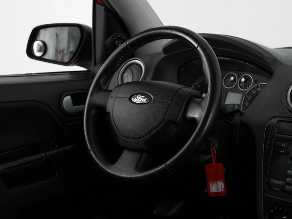 Ford Fusion, I Рестайлинг фото №9