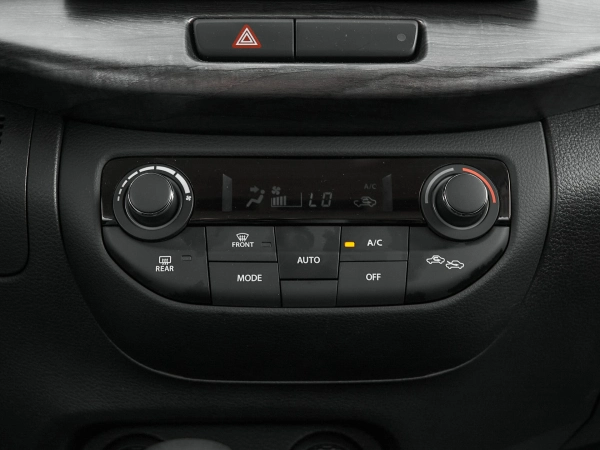 Suzuki Ertiga, II фото №14
