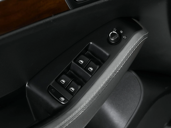 Audi Q5, I (8R) фото №11