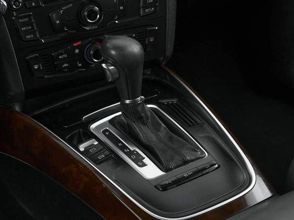 Audi Q5, I (8R) фото №15