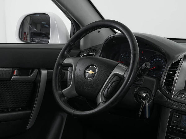 Chevrolet Captiva, I Рестайлинг фото №10
