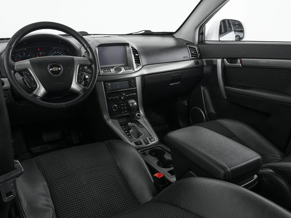 Chevrolet Captiva, I Рестайлинг фото №9