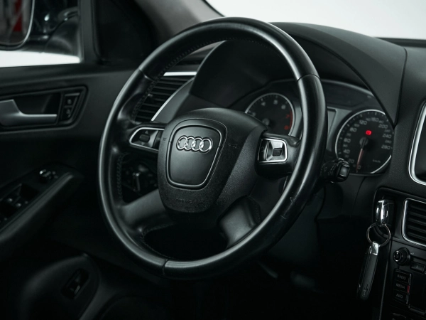 Audi Q5, I (8R) фото №10