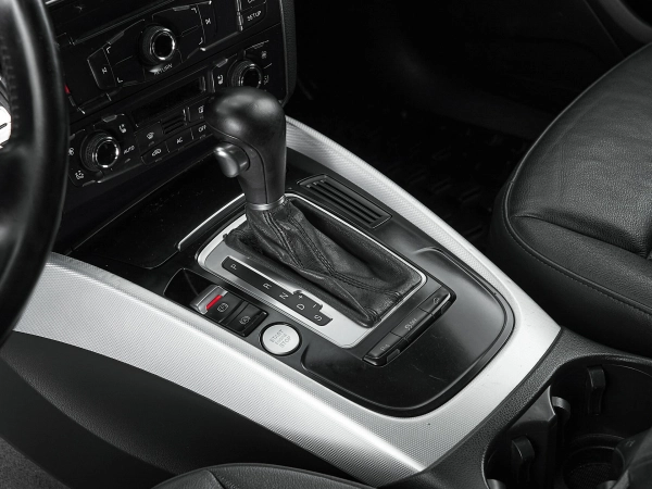 Audi Q5, I (8R) фото №16