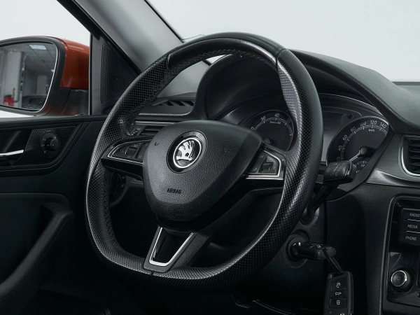 Skoda Rapid, I Рестайлинг фото №10