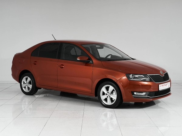 Skoda Rapid, I Рестайлинг фото №3