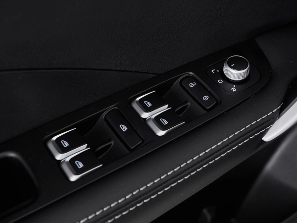 Geely Coolray, I фото №15