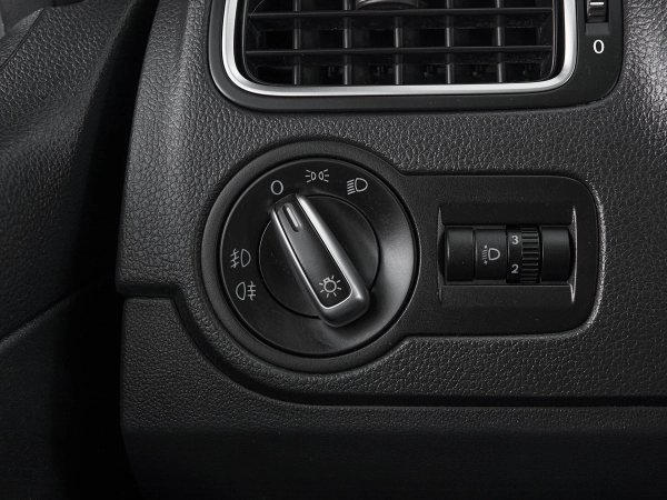 Volkswagen Polo, V фото №11
