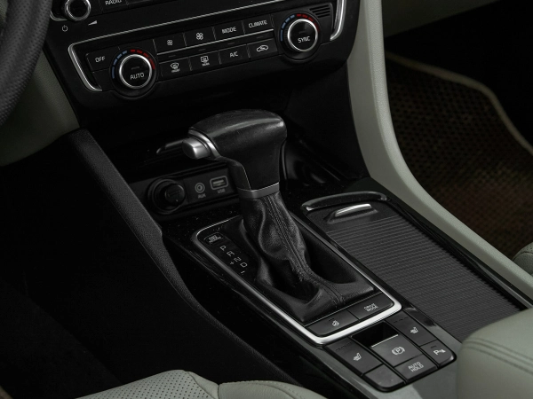 Kia Optima, IV фото №18