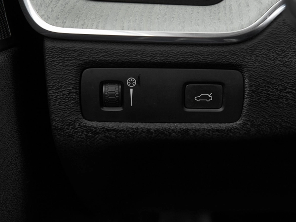 Volvo XC60, II фото №14