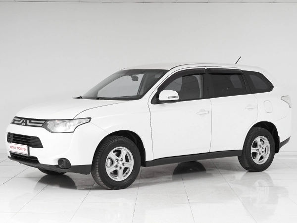 Mitsubishi Outlander, III фото №1