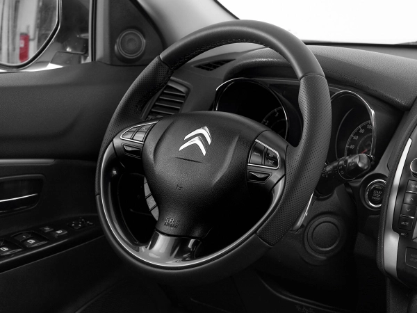 Citroen C4 Aircross, I фото №10