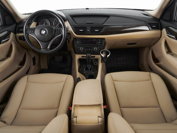 BMW X1, I (E84) фото №8
