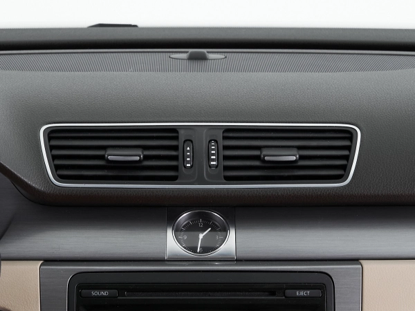 Volkswagen Passat, B7 фото №13