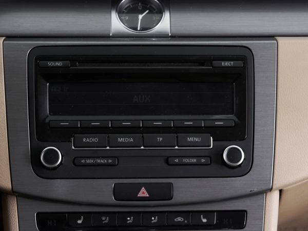 Volkswagen Passat, B7 фото №14