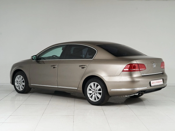 Volkswagen Passat, B7 фото №4