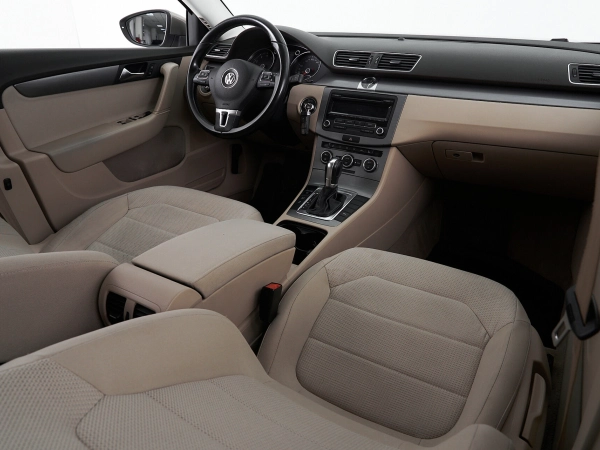 Volkswagen Passat, B7 фото №9