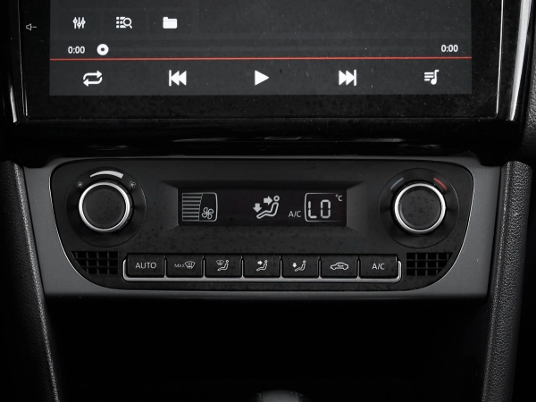 Volkswagen Polo, V Рестайлинг фото №14