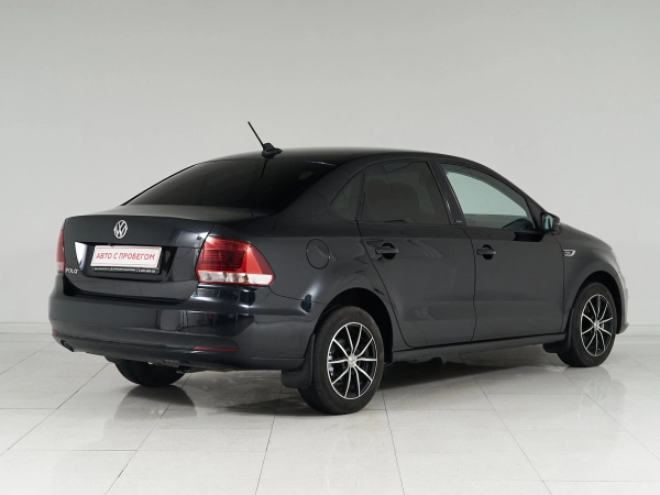 Volkswagen Polo, V Рестайлинг фото №6