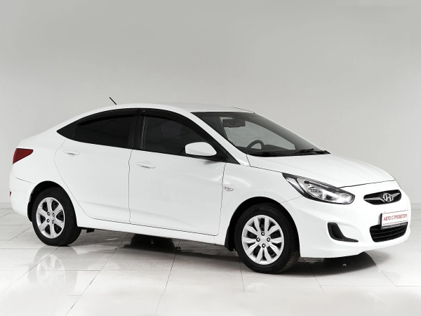 Hyundai Solaris, I фото №2
