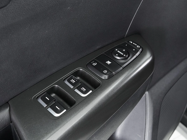 Kia Sportage, IV фото №11