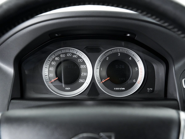 Volvo XC60, I фото №7