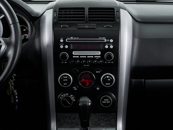 Suzuki Grand Vitara, II Рестайлинг фото №10