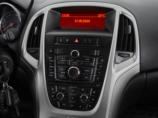 Opel Astra, J фото №13