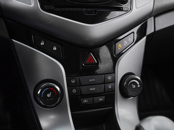 Chevrolet Cruze, I фото №15