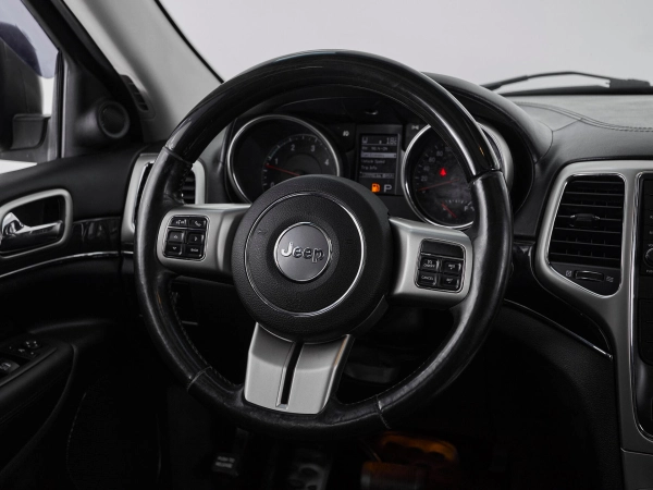Jeep Grand Cherokee, IV (WK2) фото №10