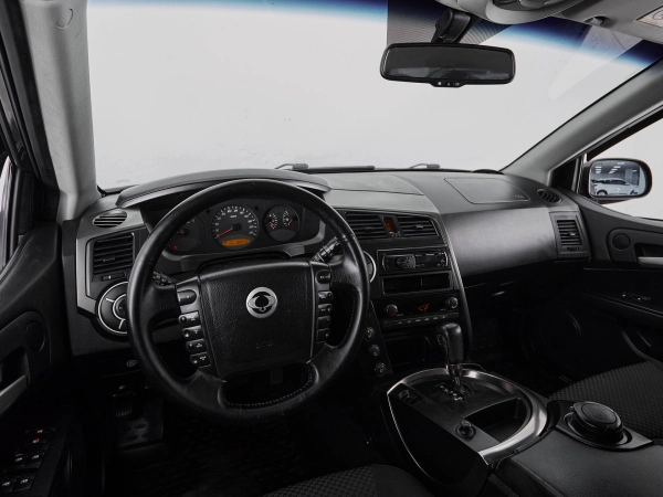 SsangYong Kyron, I Рестайлинг фото №7
