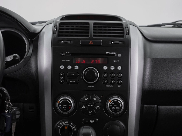Suzuki Grand Vitara, II Рестайлинг фото №14