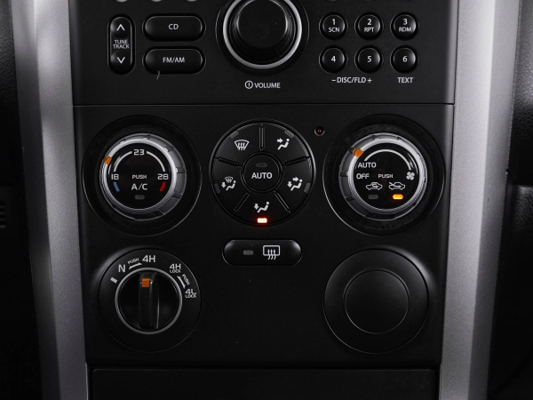 Suzuki Grand Vitara, II Рестайлинг фото №15