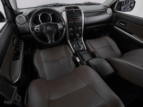 Suzuki Grand Vitara, II Рестайлинг фото №9
