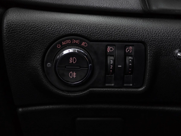 Opel Astra, J Рестайлинг фото №10