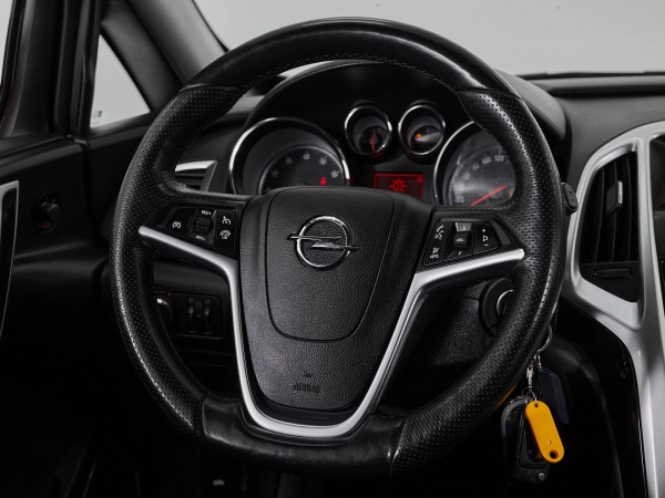 Opel Astra, J Рестайлинг фото №9