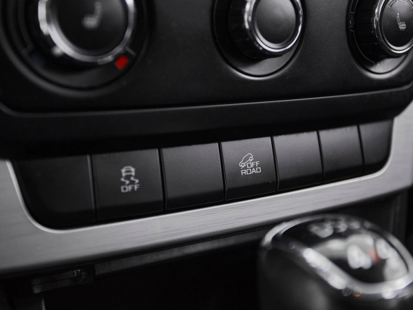 Skoda Yeti, I Рестайлинг фото №15