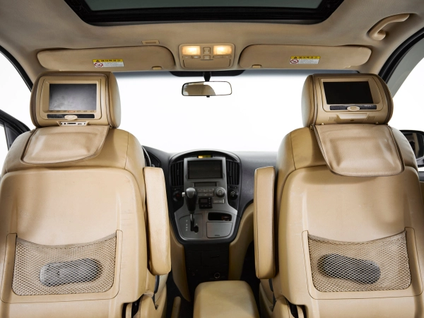 Hyundai Grand Starex, I фото №15