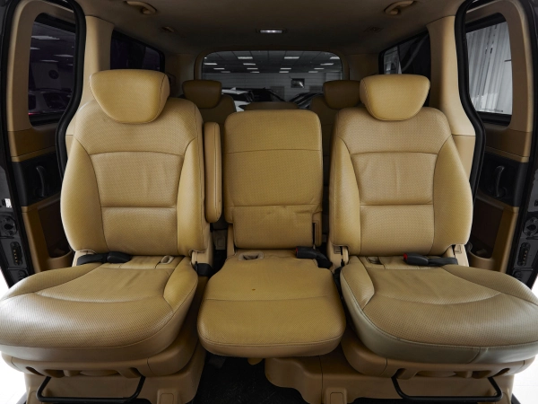 Hyundai Grand Starex, I фото №17