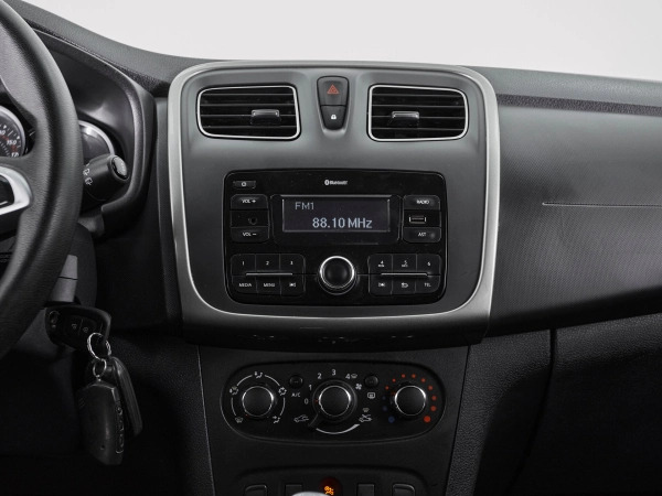 Renault Sandero, II Рестайлинг фото №14
