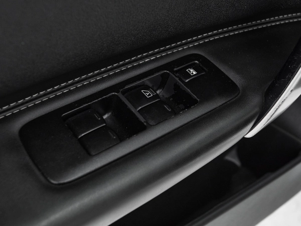 Nissan Qashqai, I Рестайлинг фото №12