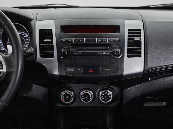 Mitsubishi Outlander, II Рестайлинг фото №13