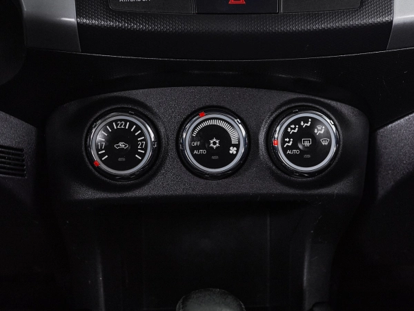 Mitsubishi Outlander, II Рестайлинг фото №14