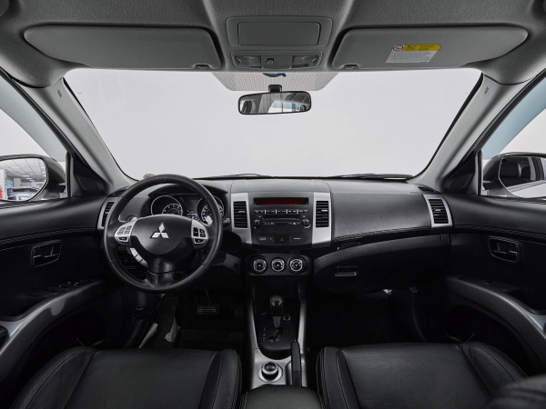 Mitsubishi Outlander, II Рестайлинг фото №8