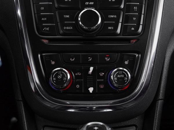 Opel Mokka, I фото №17