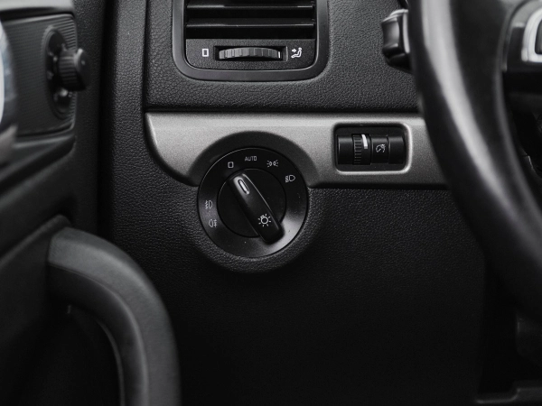 Skoda Yeti, I Рестайлинг фото №13