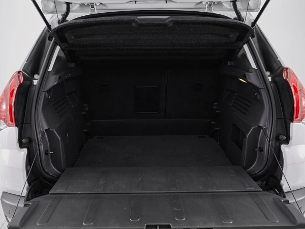 Peugeot 3008, I Рестайлинг фото №17