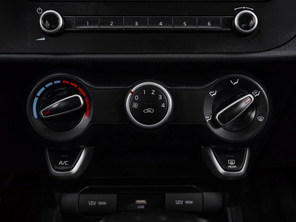 Kia Rio, IV Рестайлинг фото №14